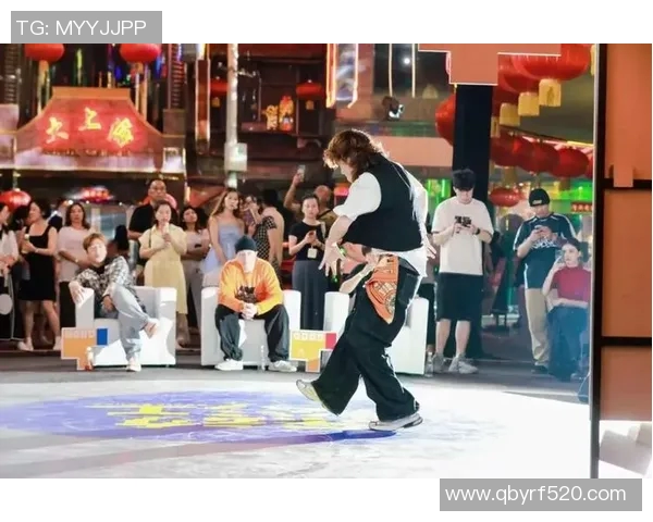 上海街舞队在世界滑板锦标赛中的耐力表现引发热议与关注 上海街舞队在世界滑板锦标赛中的耐力表现引发热议与关注